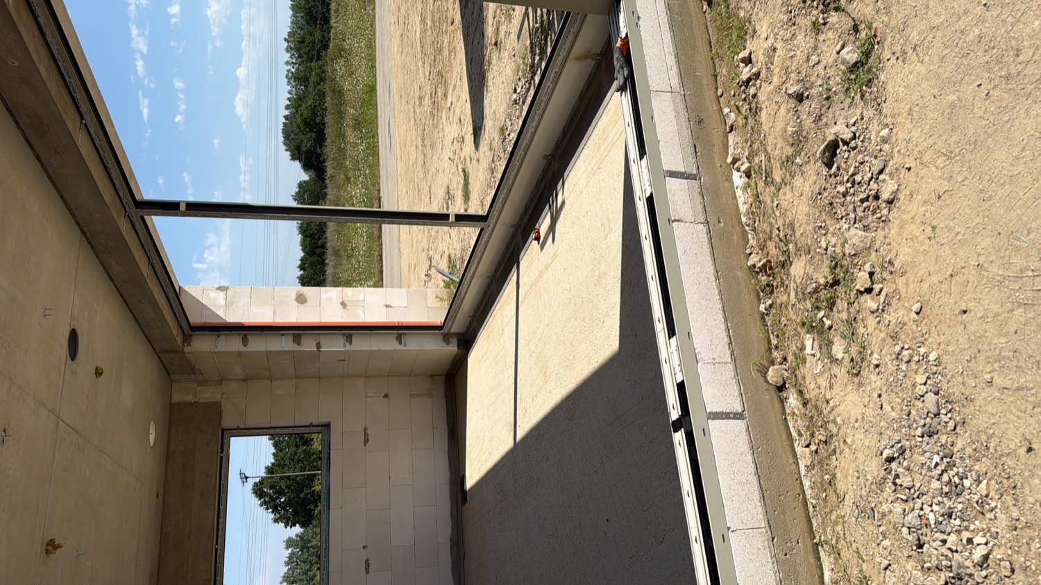 Full-height Schüco ASE 67 PD sliding elements in a residential – aluminum project reference featured on Projects & References | Custom Aluminum Windows